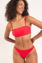 Załaduj obraz do przeglądarki galerii, Image 09: Rio De Sol Zestaw Bikini Set Rouge Bandeau-Reto Nice-Fio