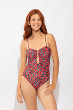Załaduj obraz do przeglądarki galerii, Model Front: Rio De Sol Kostium Jednoczęściowy Coral-Feline Sara-Op