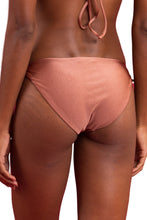 Załaduj obraz do przeglądarki galerii, Image 07: Rio De Sol Figi Bikini Bottom Shimmer-Copper Ibiza-Comfy