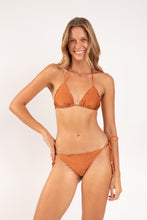 Załaduj obraz do przeglądarki galerii, Model Front: Rio De Sol Zestaw Bikini Set Shimmer-Nocciola Frufru