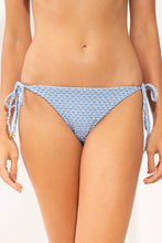 Załaduj obraz do przeglądarki galerii, Gallery: Rio De Sol Figi Bikini Bottom Drift-Cianita Ibiza-Comfy