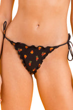 Załaduj obraz do przeglądarki galerii, Gallery: Rio De Sol Figi Bikini Bottom Cashew Frufru