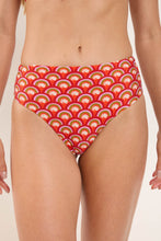 Załaduj obraz do przeglądarki galerii, Image 08: Rio De Sol Figi Bikini Bottom Floral-Scales Hotpants