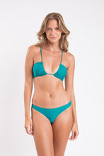 Załaduj obraz do przeglądarki galerii, Model Front: Rio De Sol Top Bikini Top Grove Camille