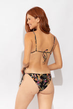 Załaduj obraz do przeglądarki galerii, Model Back: Rio De Sol Figi Bikini Bottom Flora Ibiza-Comfy