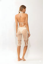 Załaduj obraz do przeglądarki galerii, Model Back: Rio De Sol Midi Dress Offwhite Serena Dress