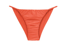 Załaduj obraz do przeglądarki galerii, Product Front: Rio De Sol Figi Bikini Bottom Light-Peach Cheeky-Fixa