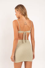 Załaduj obraz do przeglądarki galerii, Model Back: Rio De Sol Spódnica Plażowa Brisa-Pistache Rubi Skirt