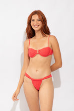 Załaduj obraz do przeglądarki galerii, Model Front: Rio De Sol Top Bikini Top Cali-Flamingo Juliette