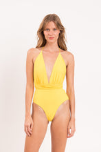 Załaduj obraz do przeglądarki galerii, Model Front: Rio De Sol Kostium Jednoczęściowy Amarelo New Vegas