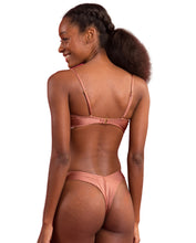 Załaduj obraz do przeglądarki galerii, Image 07: Rio De Sol Zestaw Bikini Set Shimmer-Copper Bandeau-Joy Nice-Fio