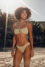 Załaduj obraz do przeglądarki galerii, Image 11: Rio De Sol Top Bikini Top Brisa-Pistache Sara