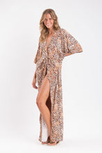 Załaduj obraz do przeglądarki galerii, Image 03: Rio De Sol Sukienka Plażowa Leopard Long Dress