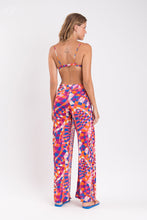 Załaduj obraz do przeglądarki galerii, Model Back: Rio De Sol Spodnie Plażowe Funny Wide Pants