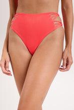 Załaduj obraz do przeglądarki galerii, Gallery: Rio De Sol Figi Bikini Bottom Malibu-Folia Highwaist-Spin-Iris