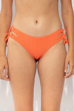 Załaduj obraz do przeglądarki galerii, Gallery: Rio De Sol Figi Bikini Bottom Tribu-Flow Madrid