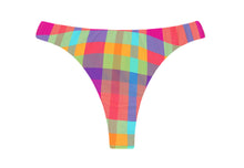 Załaduj obraz do przeglądarki galerii, Product Front: Rio De Sol Figi Bikini Bottom Tulip-Garden Nice-Fio