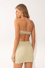 Załaduj obraz do przeglądarki galerii, Model Back: Rio De Sol Mini Dress Brisa-Pistache Lulu Dress