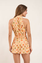 Załaduj obraz do przeglądarki galerii, Model Back: Rio De Sol Mini Dress Mosaico Low Cut Dress