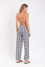 Załaduj obraz do przeglądarki galerii, Model Back: Rio De Sol Spodnie Plażowe Ikat Wide Pants