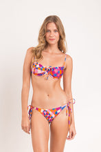 Załaduj obraz do przeglądarki galerii, Model Front: Rio De Sol Zestaw Bikini Set Funny Balconet-Tie Ibiza-Comfy