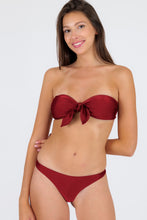 Załaduj obraz do przeglądarki galerii, Gallery: Rio De Sol Zestaw Bikini Set Shimmer-Divino Bandeau-Knot Nice-Fio