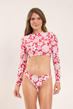 Załaduj obraz do przeglądarki galerii, Model Front: Wednesday In Hawaii By Rio De Sol Top Bikini Top Pua-Hibiscus Reef