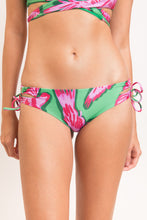 Załaduj obraz do przeglądarki galerii, Gallery: Rio De Sol Figi Bikini Bottom Parrots Madrid