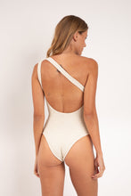 Załaduj obraz do przeglądarki galerii, Model Back: Rio De Sol Kostium Jednoczęściowy Brisa-Offwhite Sienna