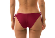 Załaduj obraz do przeglądarki galerii, Model Back: Rio De Sol Figi Bikini Bottom Uv-Desejo Comfort