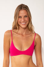 Załaduj obraz do przeglądarki galerii, Gallery: Wednesday In Hawaii By Rio De Sol Top Bikini Top Guava Hana