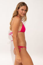 Załaduj obraz do przeglądarki galerii, Image 04: Wednesday In Hawaii By Rio De Sol Top Bikini Top Guava Kauai