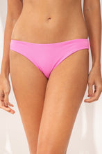 Załaduj obraz do przeglądarki galerii, Gallery: Rio De Sol Figi Bikini Bottom Crespinho-Rosa Essential-Comfy