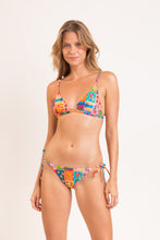 Załaduj obraz do przeglądarki galerii, Model Front: Rio De Sol Top Bikini Top Love-Trip Tri-Fixo