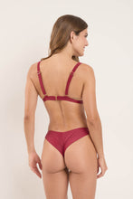 Załaduj obraz do przeglądarki galerii, Model Back: Rio De Sol Top Bikini Top Touch-Carmim Alba