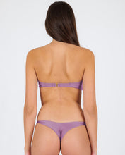 Załaduj obraz do przeglądarki galerii, Image 06: Rio De Sol Zestaw Bikini Set Shimmer-Harmonia Bandeau-Knot Nice-Fio