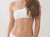 Załaduj i odtwarzaj film w przeglądarce Gallery, Video: Rio De Sol Figi Bikini Bottom Sand-White Essential-Comfy