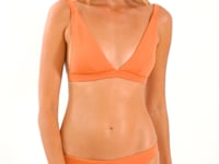 Załaduj i odtwarzaj film w przeglądarce Gallery, Video: Rio De Sol Top Bikini Top Sand-Argila Alba