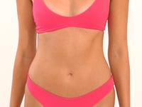 Załaduj i odtwarzaj film w przeglądarce Gallery, Video: Wednesday In Hawaii By Rio De Sol Top Bikini Top Guava Hana