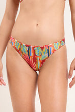Załaduj obraz do przeglądarki galerii, Image 11: Rio De Sol Figi Bikini Bottom Floral-Scales Essential-Comfy
