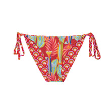 Załaduj obraz do przeglądarki galerii, Product Back: Rio De Sol Figi Bikini Bottom Floral-Scales Ibiza-Comfy