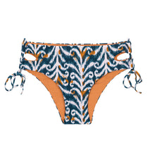 Załaduj obraz do przeglądarki galerii, Product Front: Rio De Sol Figi Bikini Bottom Ikat Madrid