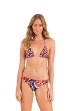 Załaduj obraz do przeglądarki galerii, Model Front: Rio De Sol Figi Bikini Bottom Leaves Essential-Comfy