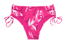 Załaduj obraz do przeglądarki galerii, Product Front: Rio De Sol Figi Bikini Bottom Pink-Palms Madrid