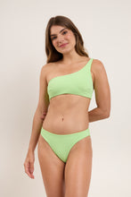 Załaduj obraz do przeglądarki galerii, Model Front: Rio De Sol Figi Bikini Bottom Sand-Menta Essential-Comfy