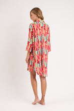 Załaduj obraz do przeglądarki galerii, Model Back: Rio De Sol Sukienki Koszulowe Sea-Bloom Chemise Gabriele