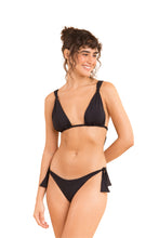 Załaduj obraz do przeglądarki galerii, Model Front: Rio De Sol Zestaw Bikini Set Dots-Black Mel Italy