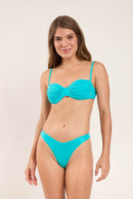 Załaduj obraz do przeglądarki galerii, Model Front: Rio De Sol Top Bikini Top Amb-Nannai Vickie