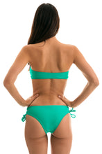 Załaduj obraz do przeglądarki galerii, Model Back: Rio De Sol Top Bikini Top Bahamas Reto