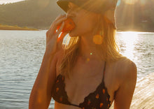 Załaduj obraz do przeglądarki galerii, Image 06: Rio De Sol Top Bikini Top Cashew Frufru